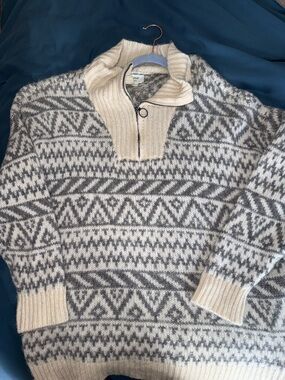 aerie Cream & Gray Patterned Zip Pullover Sweater